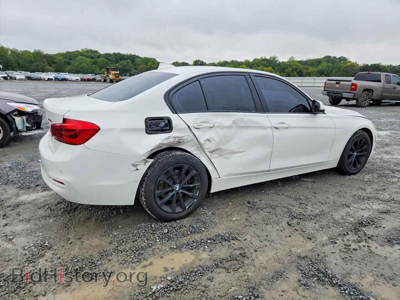 2016 BMW 3 SERIES - VIN: WBA8E5G56GNU19533 - Photo 3