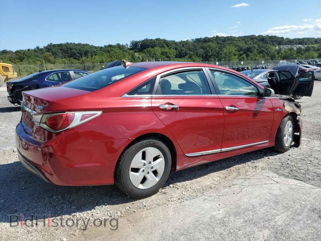 2011 HYUNDAI SONATA - VIN: KMHEC4A45BA008464 - Фото 3