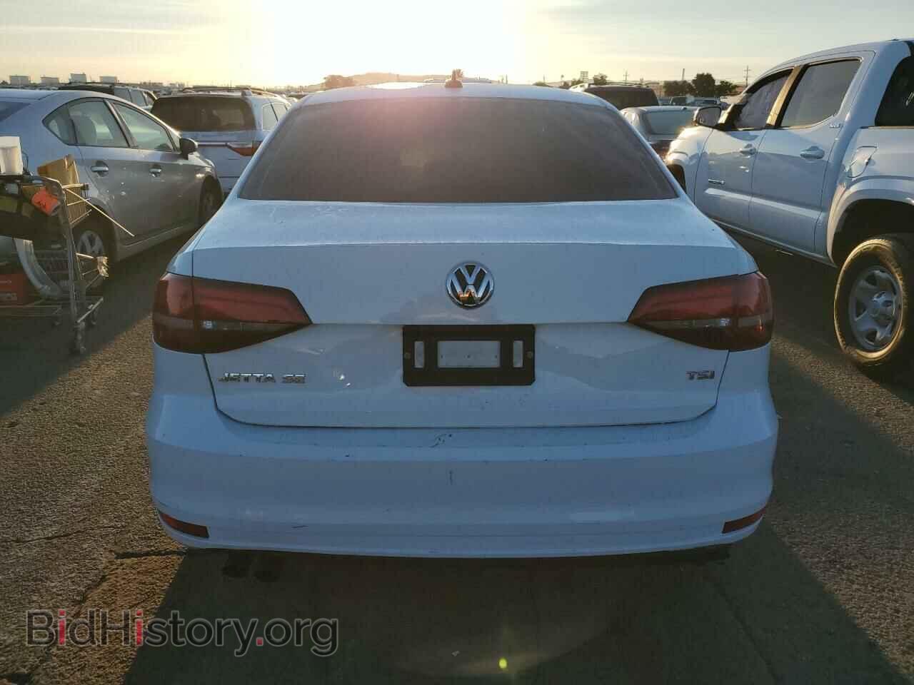 2017 VOLKSWAGEN JETTA - VIN: 3VWDB7AJ7HM304833 - Фото 6
