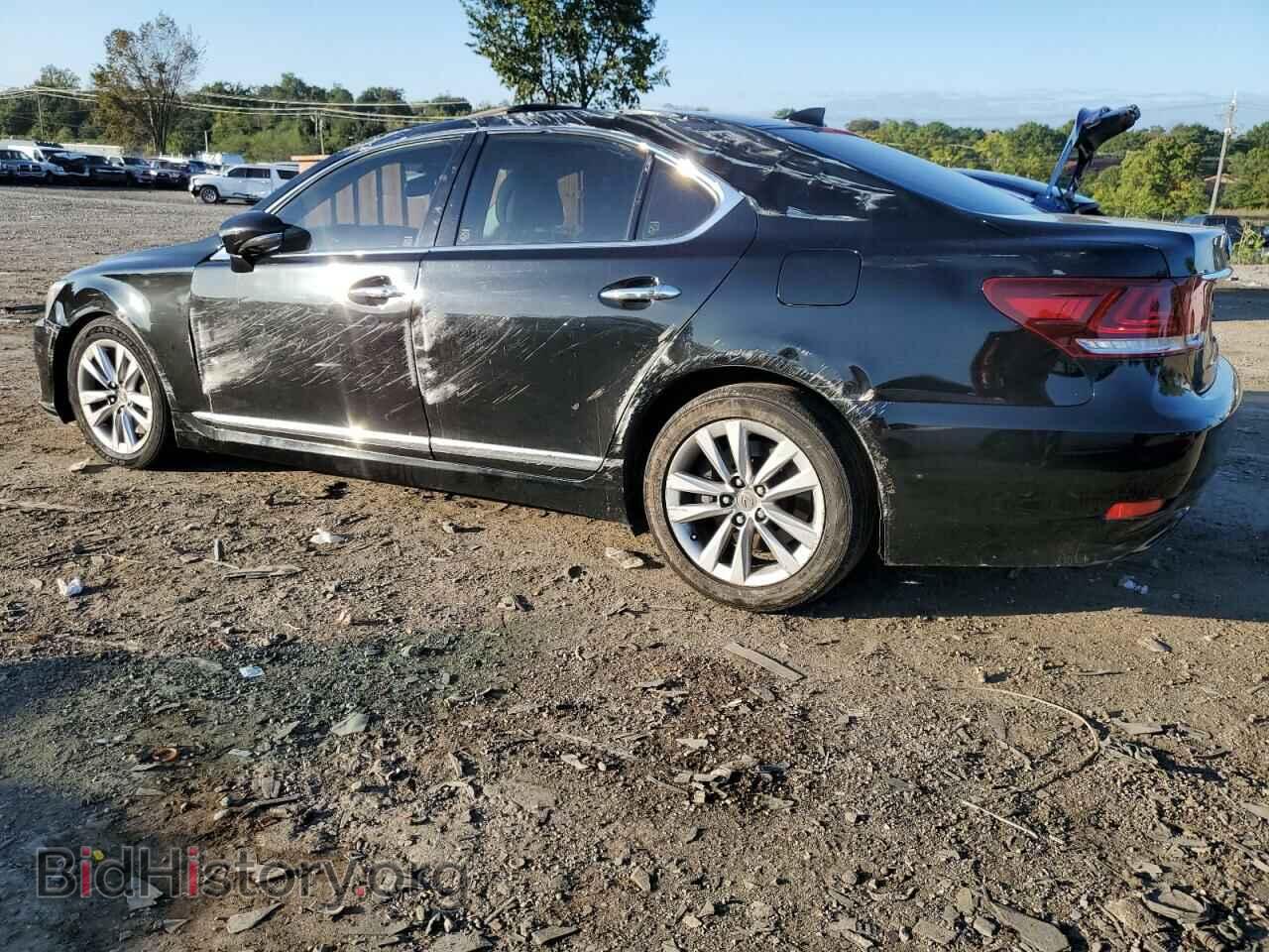 2014 LEXUS LS460 - VIN: JTHCL5EF1E5022449 - Photo 2
