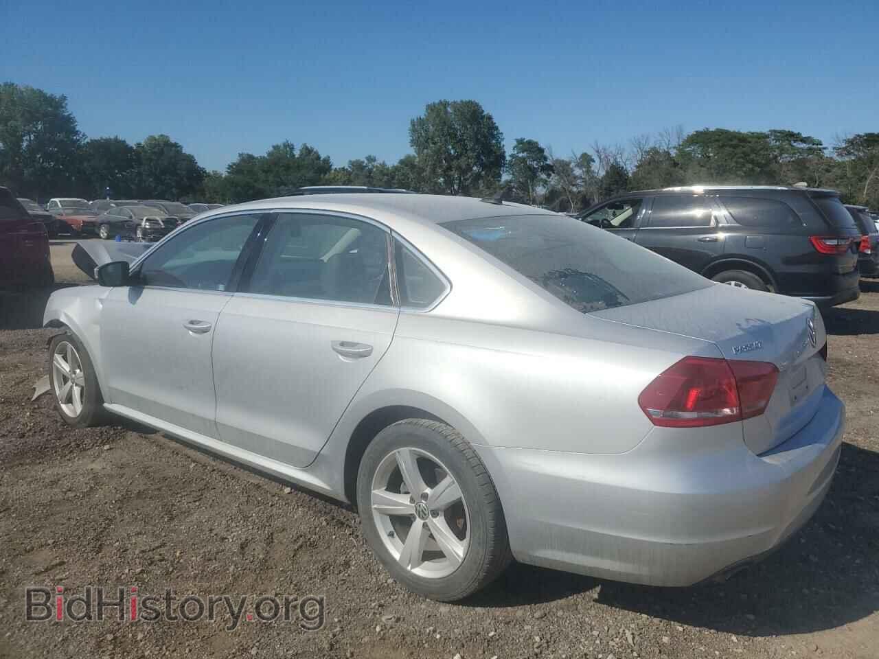 2012 VOLKSWAGEN PASSAT - VIN: 1VWBP7A32CC103779 - Фото 2