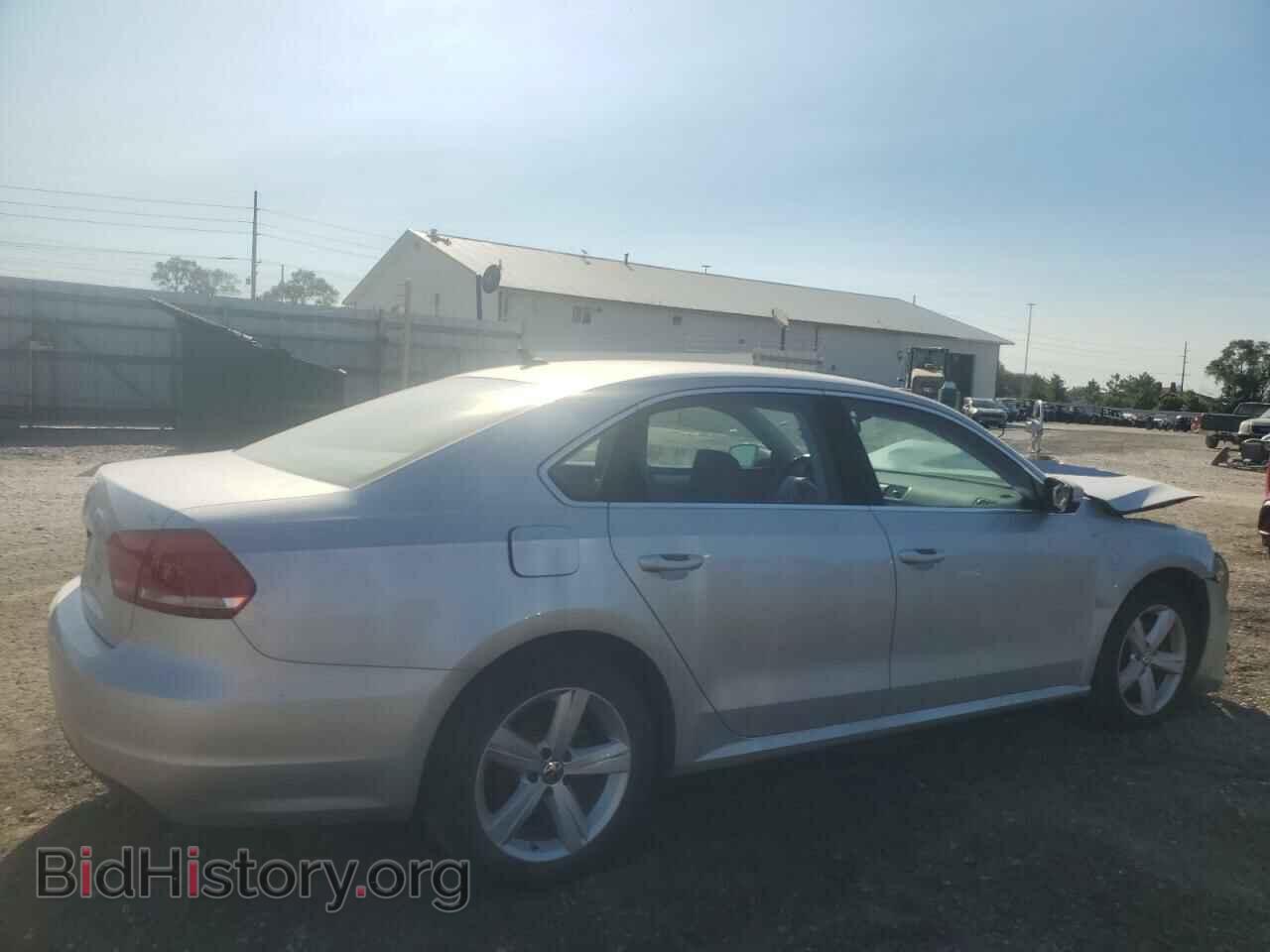 2012 VOLKSWAGEN PASSAT - VIN: 1VWBP7A32CC103779 - Фото 3
