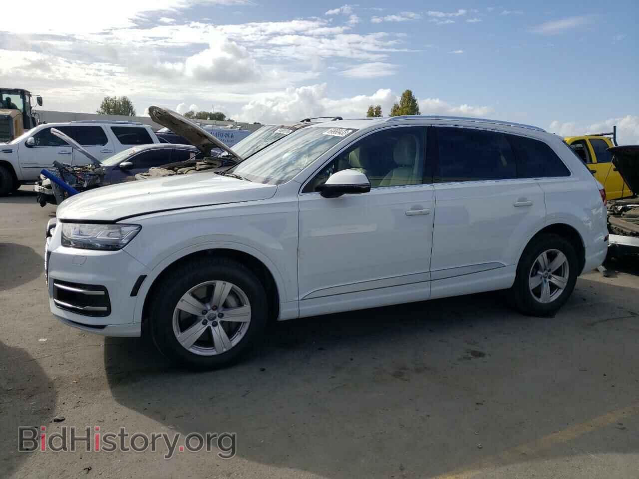 Photo WA1LHAF73KD040191 - AUDI Q7 2019
