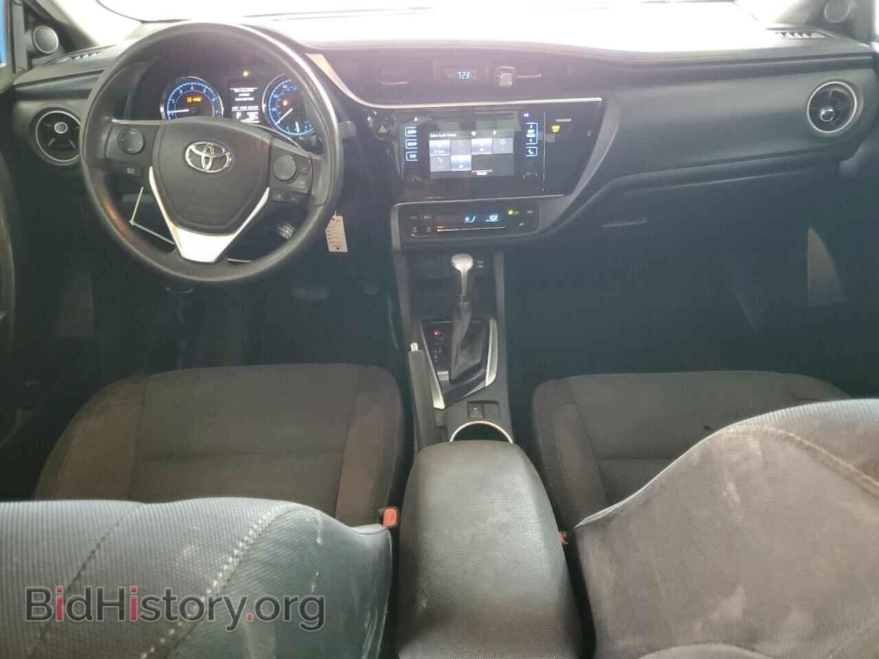 2017 TOYOTA COROLLA - VIN: 2T1BURHE6HC827892 - Фото 8