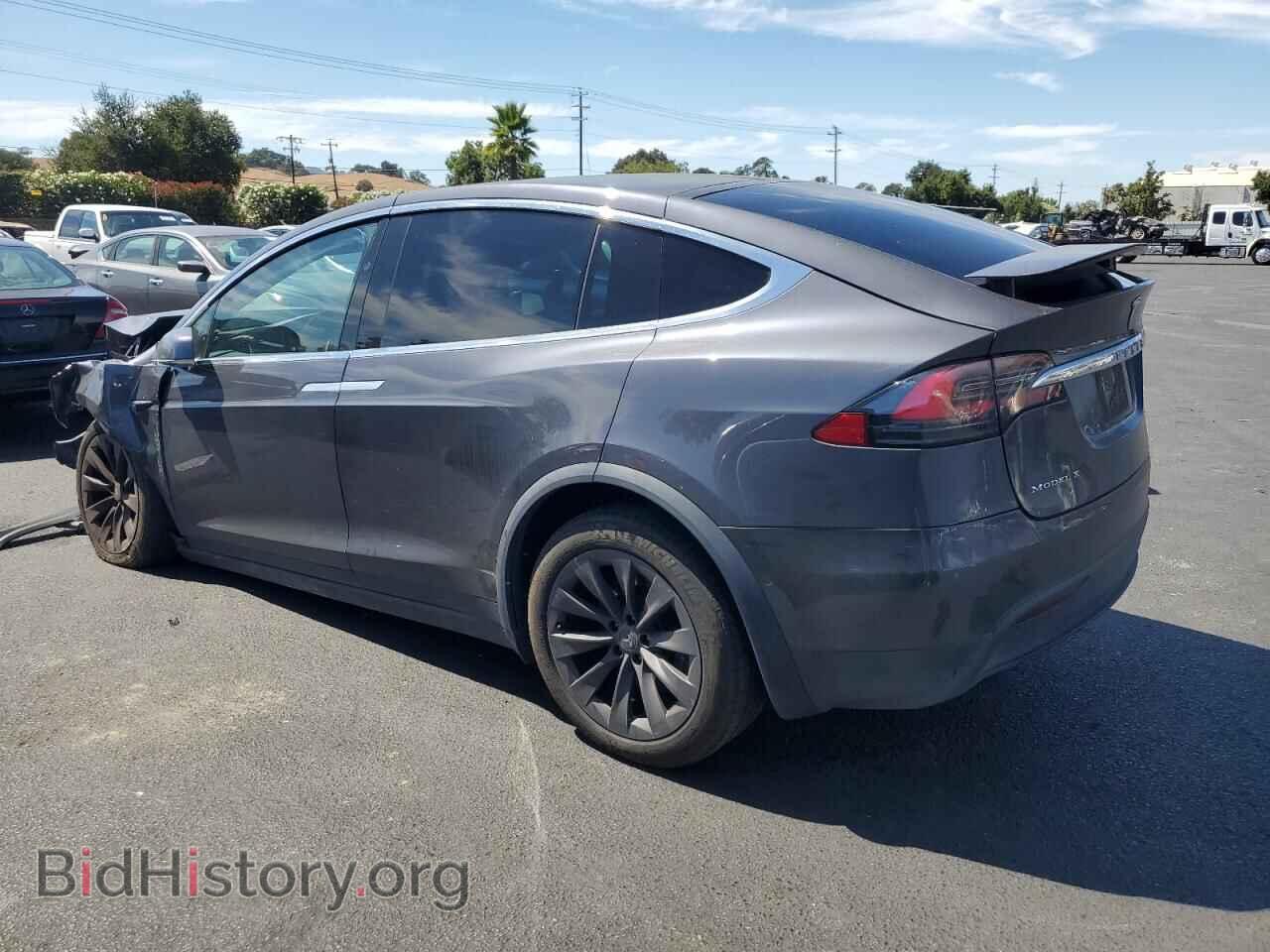 2018 TESLA MODEL X - VIN: 5YJXCBE21JF136877 - Photo 2