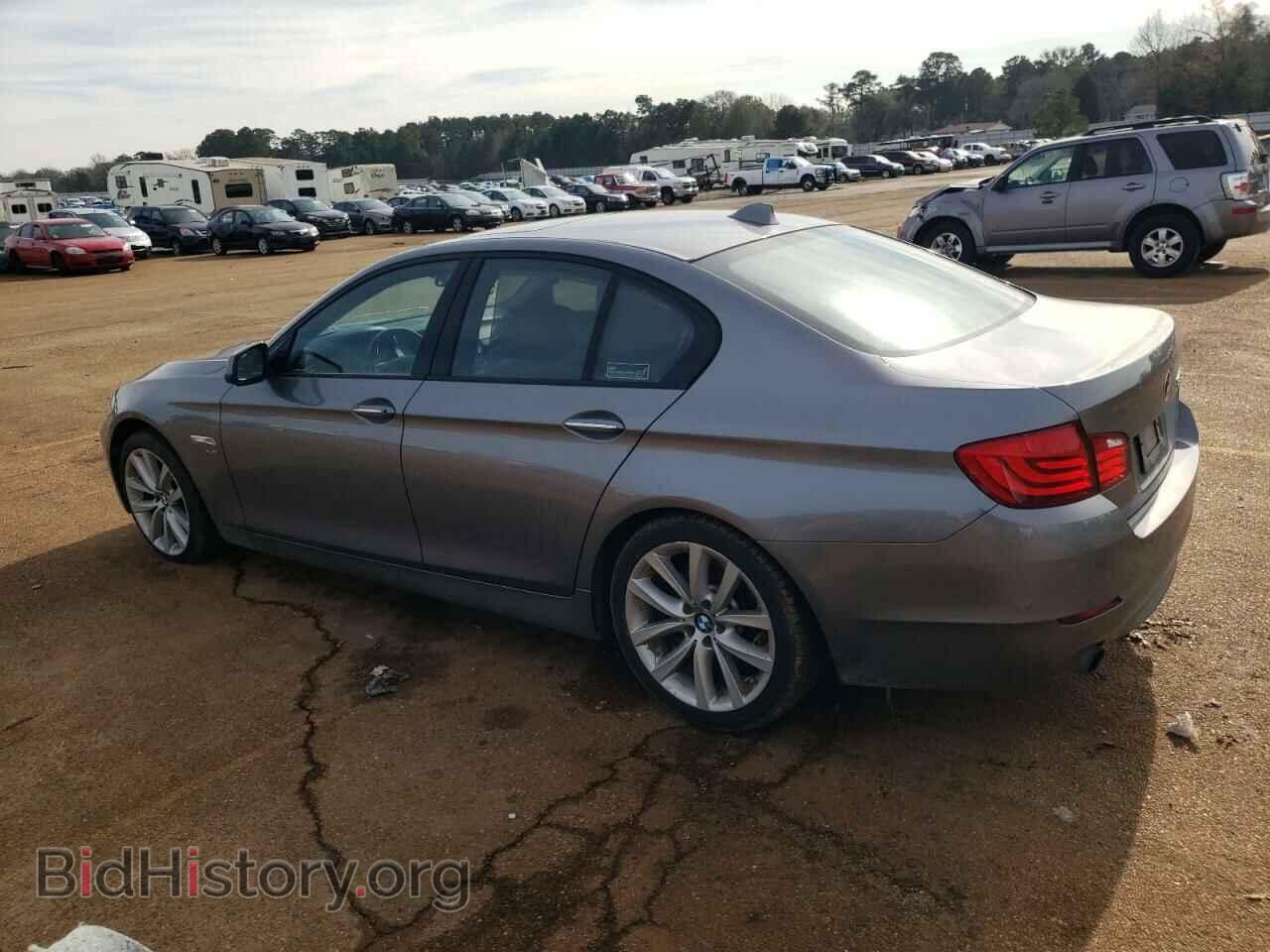 2011 BMW 5 SERIES - VIN: WBAFU7C50BC869954 - Фото 2
