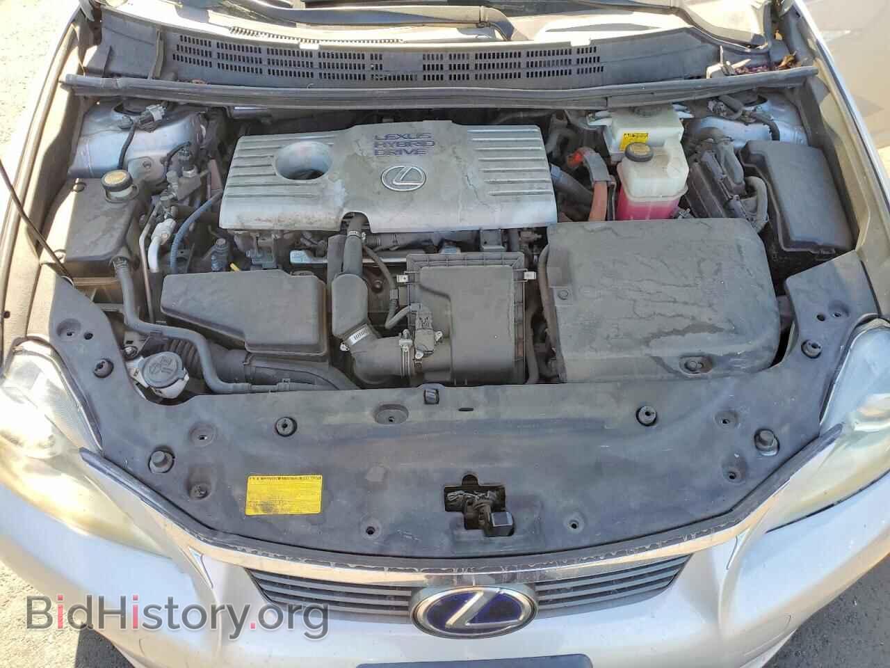 2011 LEXUS CT 200 - VIN: JTHKD5BH3B2038888 - Photo 11