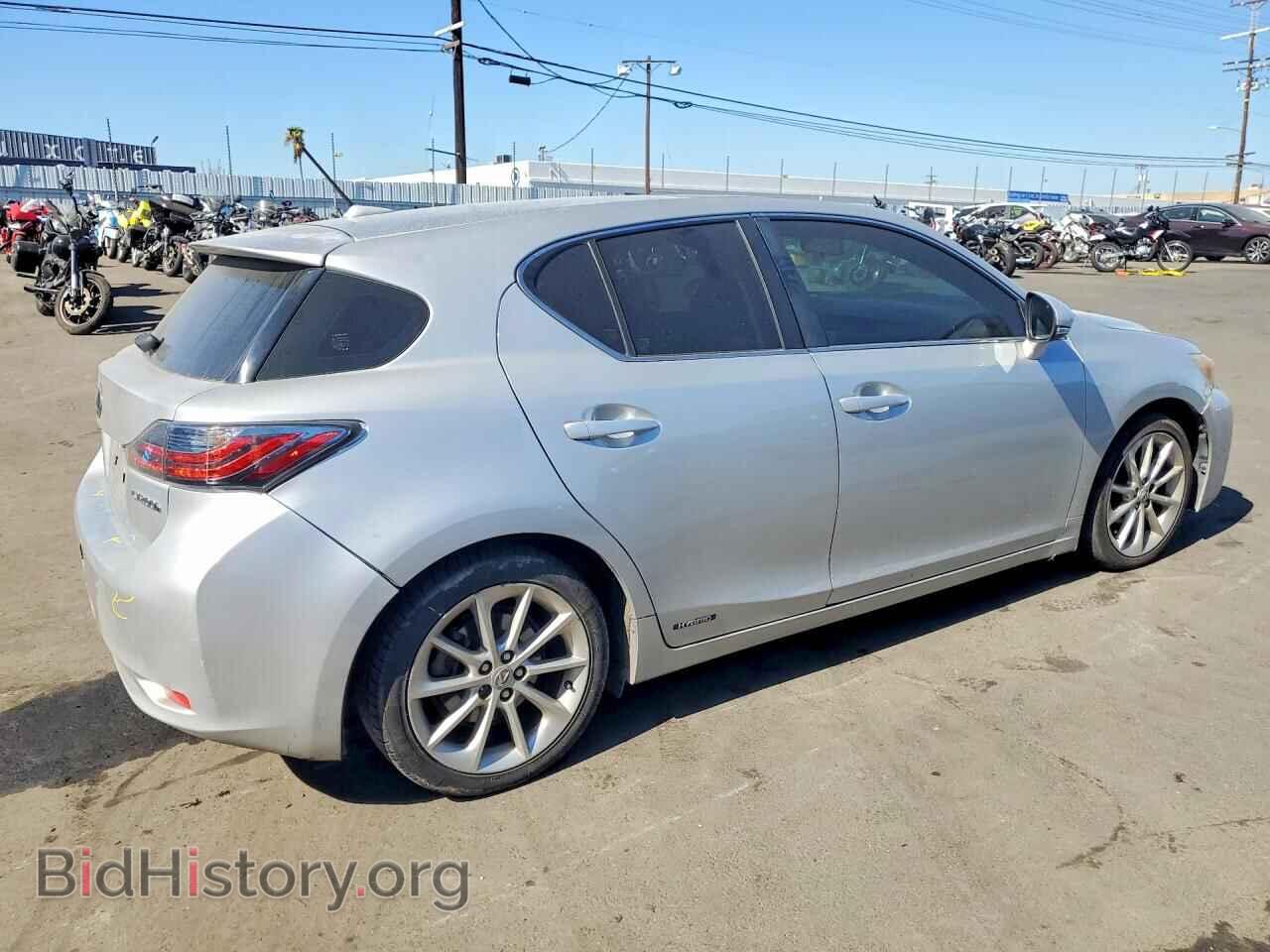 2011 LEXUS CT 200 - VIN: JTHKD5BH3B2038888 - Photo 3