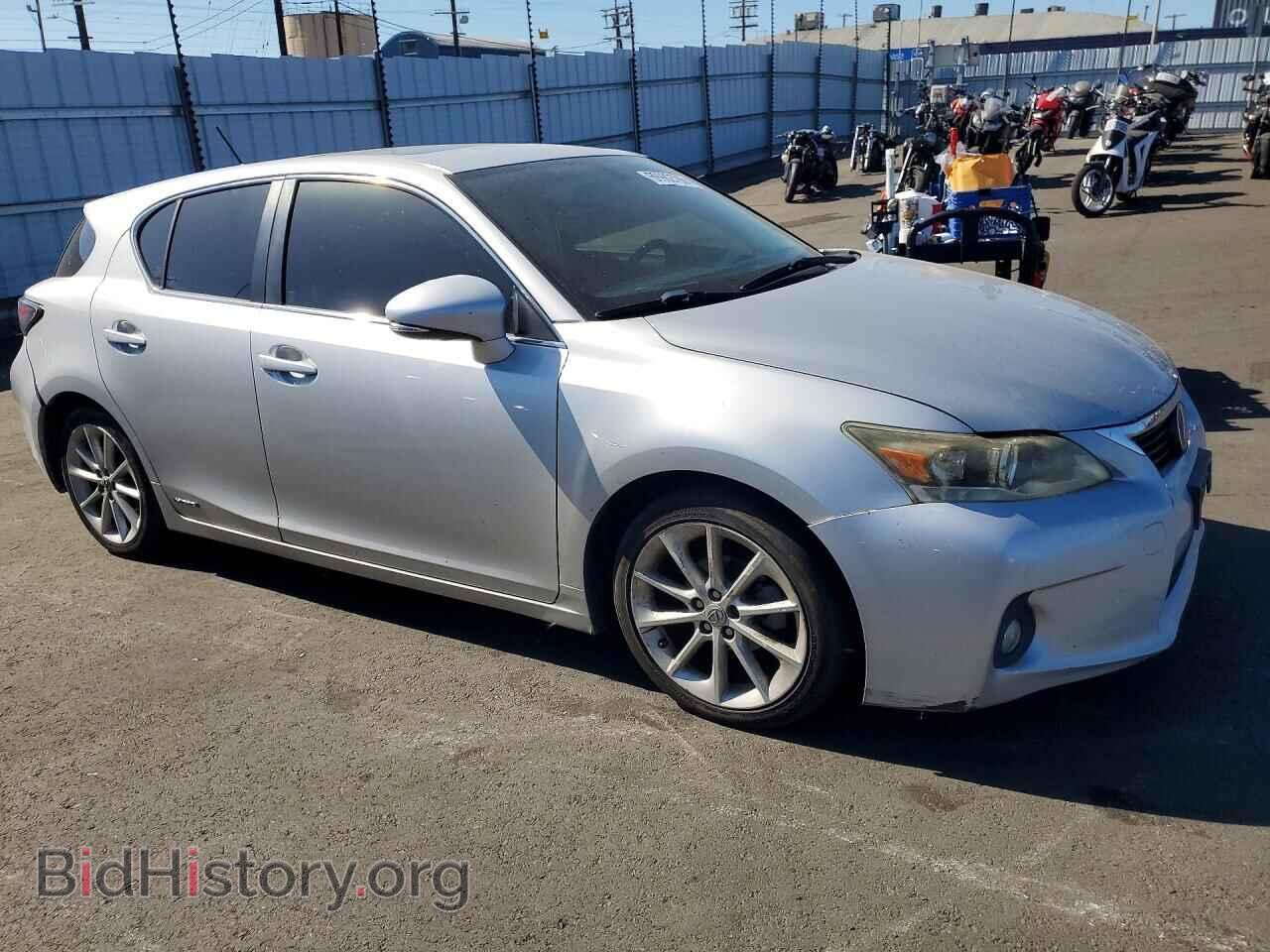 2011 LEXUS CT 200 - VIN: JTHKD5BH3B2038888 - Photo 4
