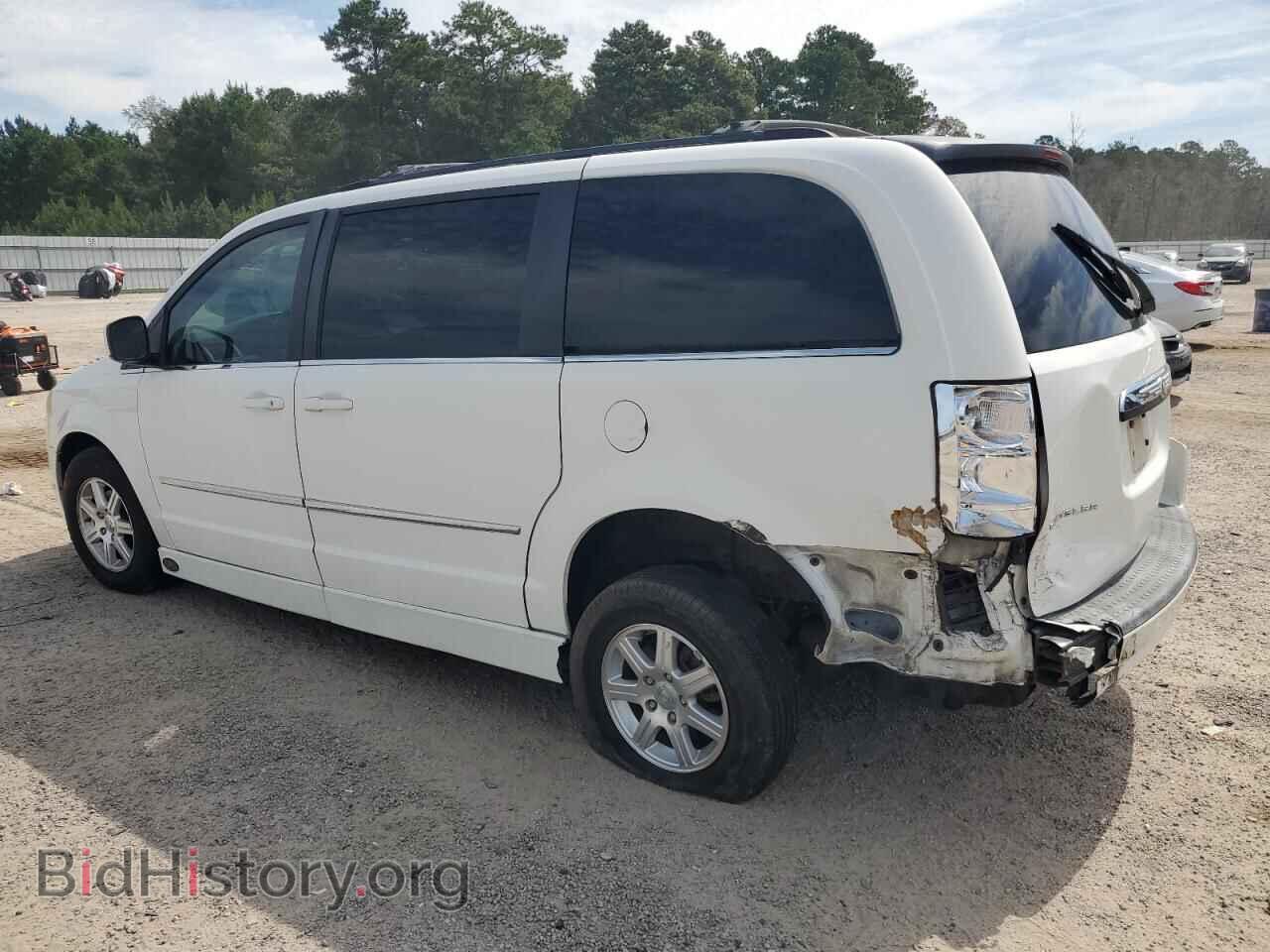 2009 CHRYSLER MINIVAN - VIN: 2A8HR54159R683639 - Фото 2