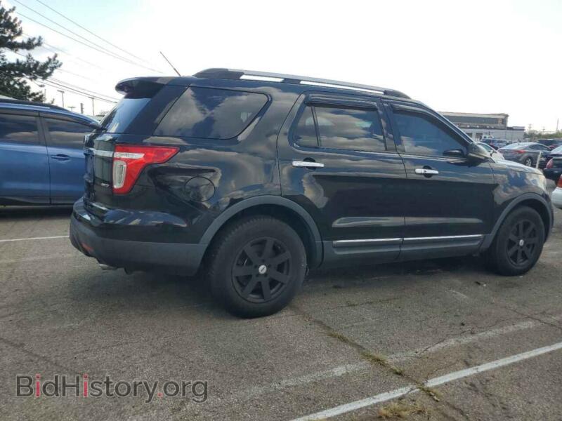 2011 Ford EXPLORER (VIN 1FMHK8F88BGA92036) — фото 3 из 13