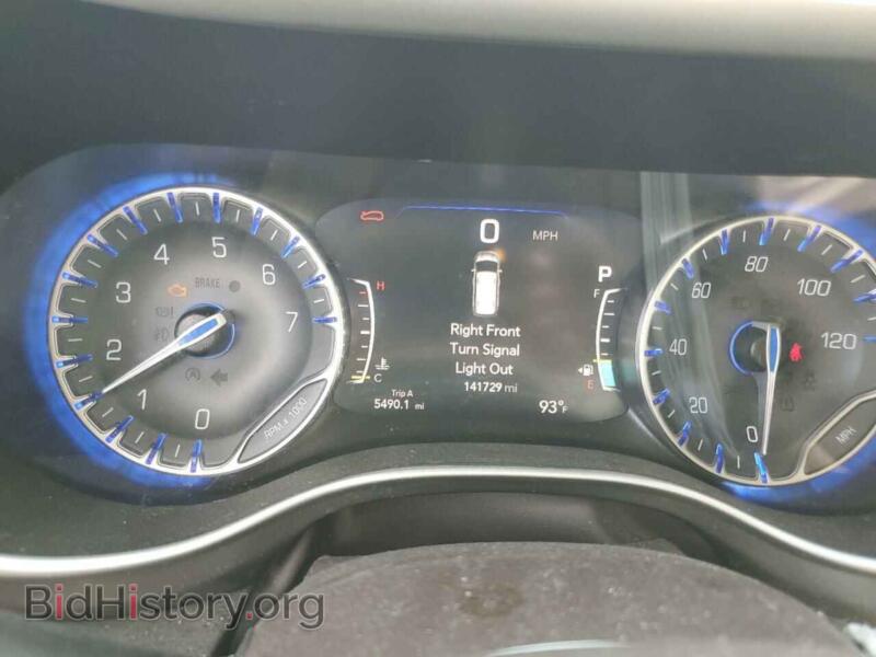 2019 Chrysler PACIFICA (VIN 2C4RC1BG6KR652144) — фото 9 из 13