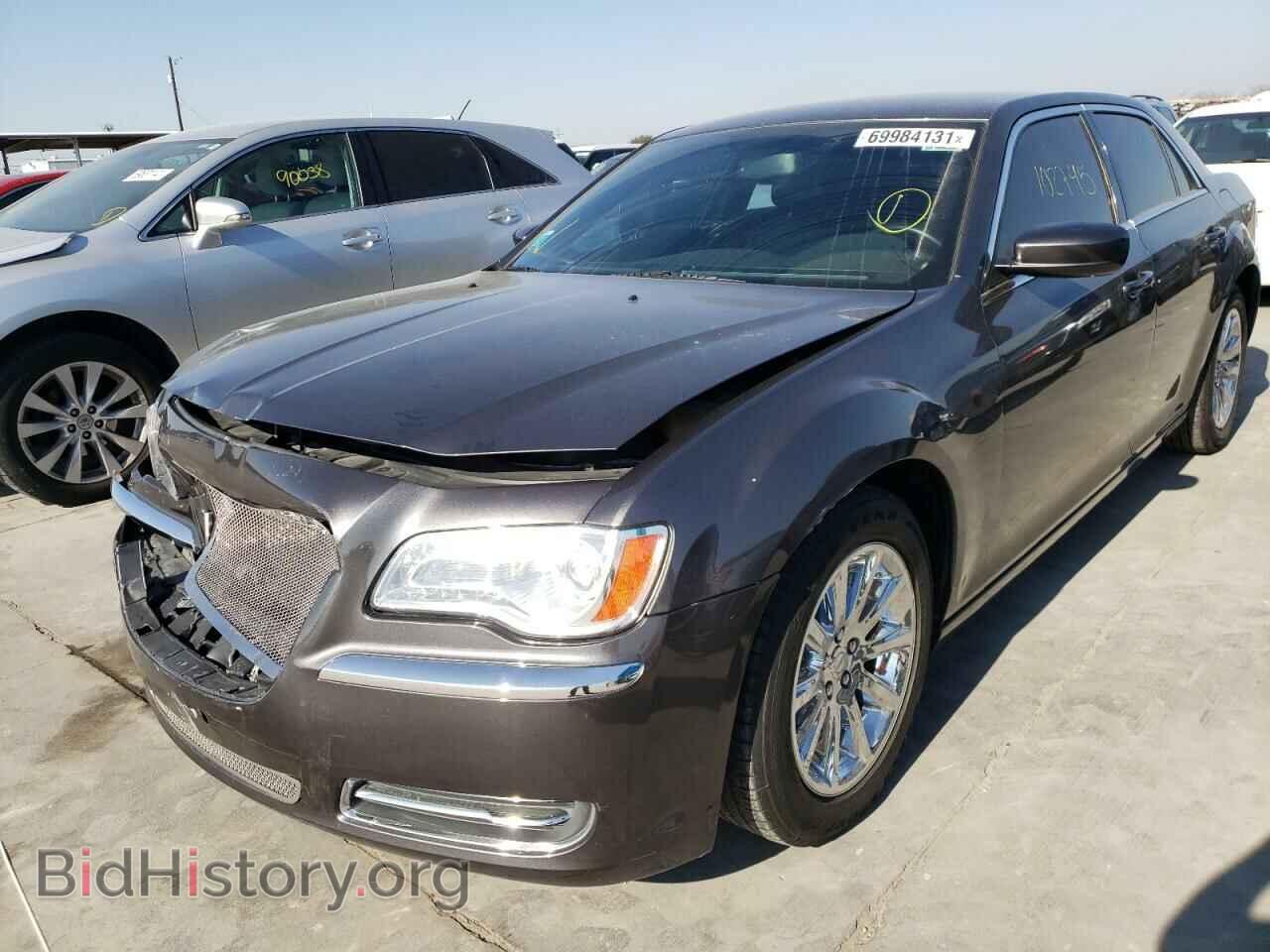 2014 CHRYSLER 300 - VIN: 2C3CCAAG1EH322997 - Фото 2