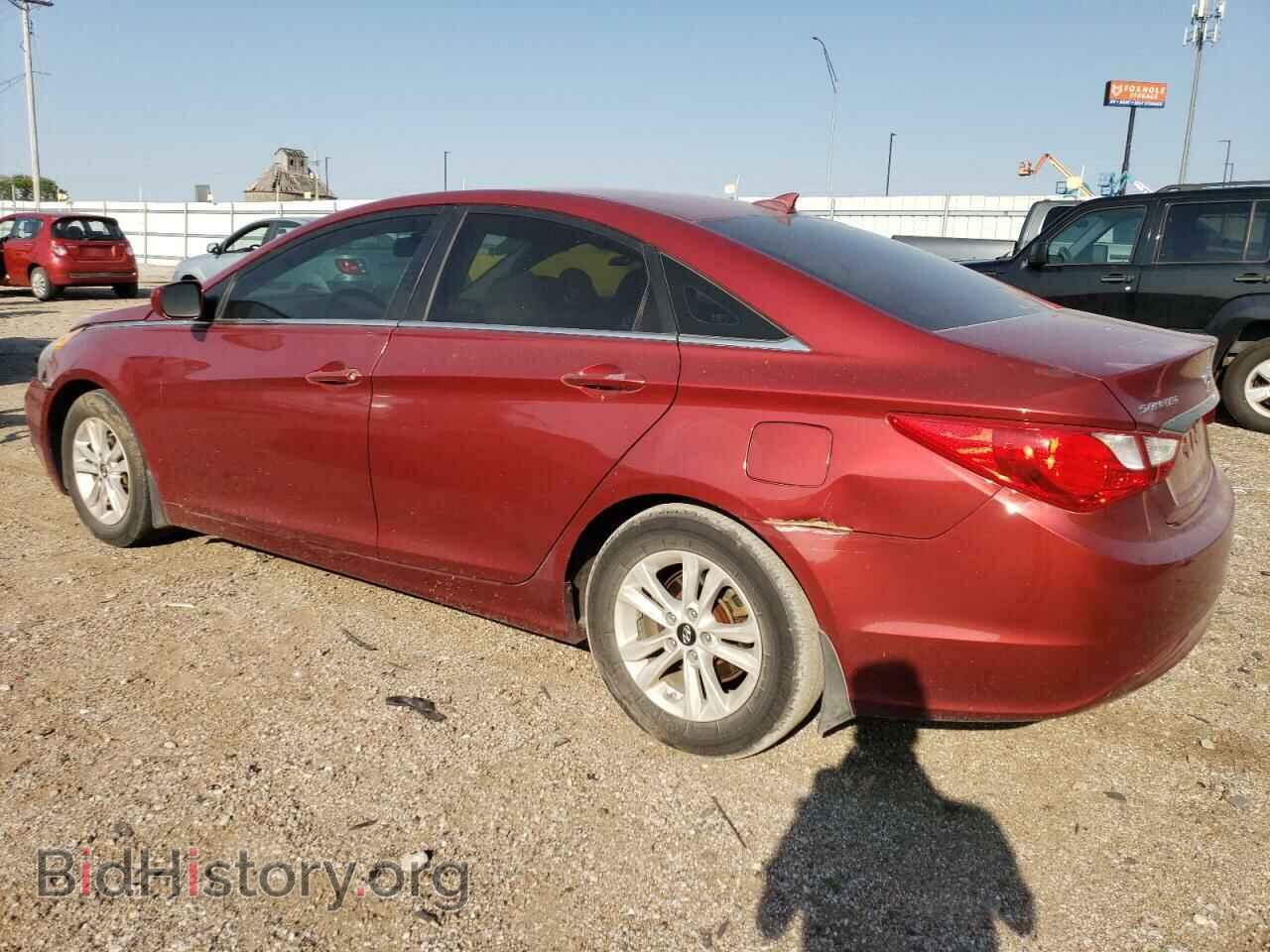 2013 HYUNDAI SONATA - VIN: 5NPEB4AC4DH590177 - Фото 2