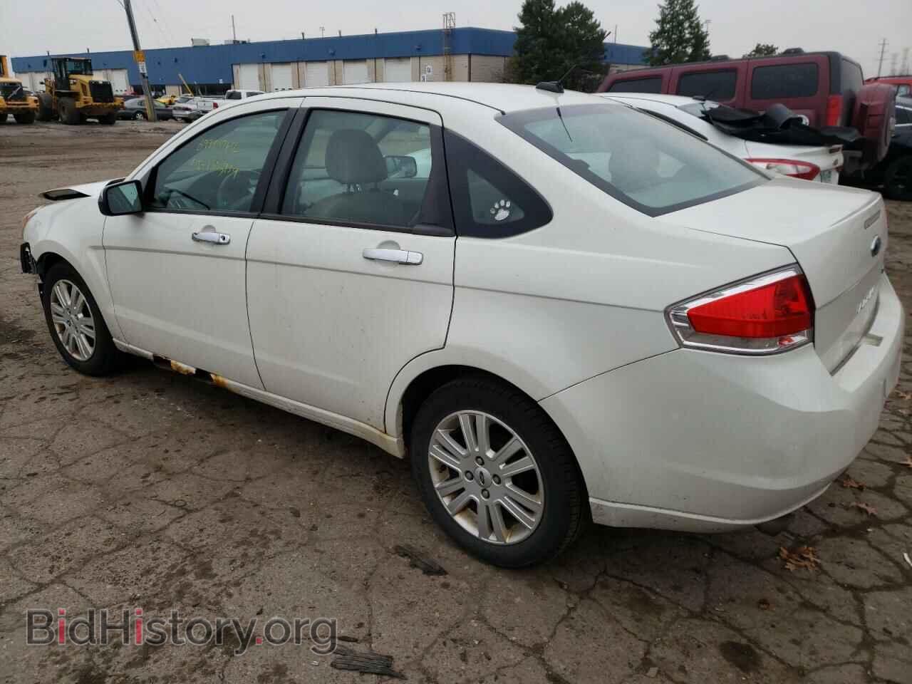 2011 FORD FOCUS - VIN: 1FAHP3HN7BW145767 - Фото 2