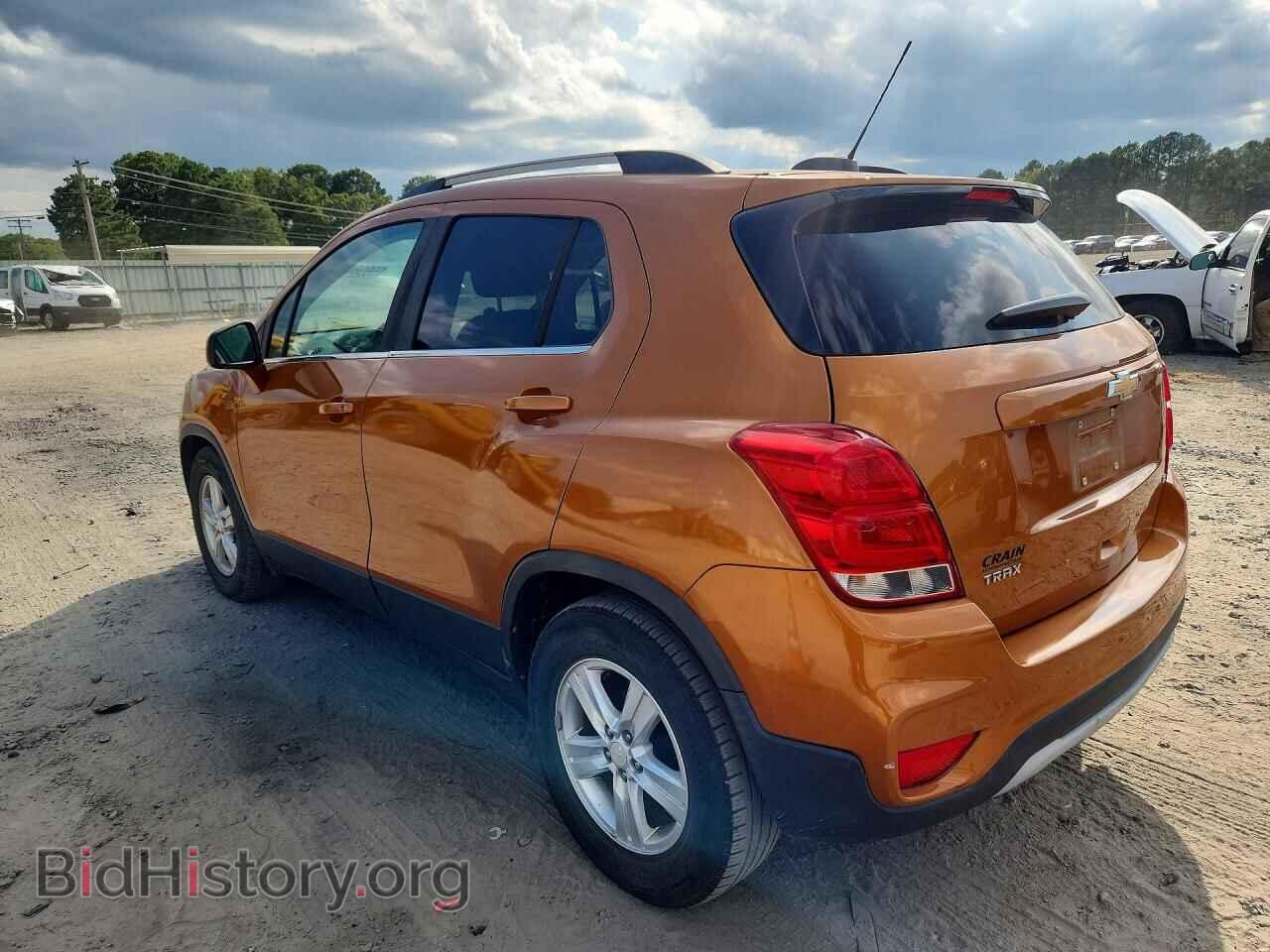 2017 CHEVROLET TRAX - VIN: 3GNCJLSB3HL146845 - Photo 2