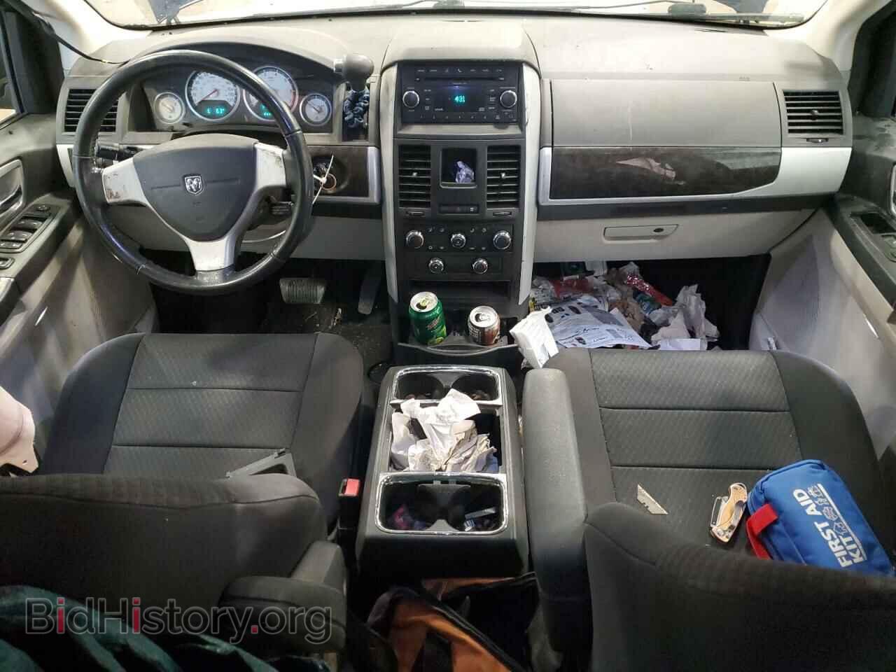 2010 DODGE CARAVAN - VIN: 2D4RN5D10AR355642 - Фото 8