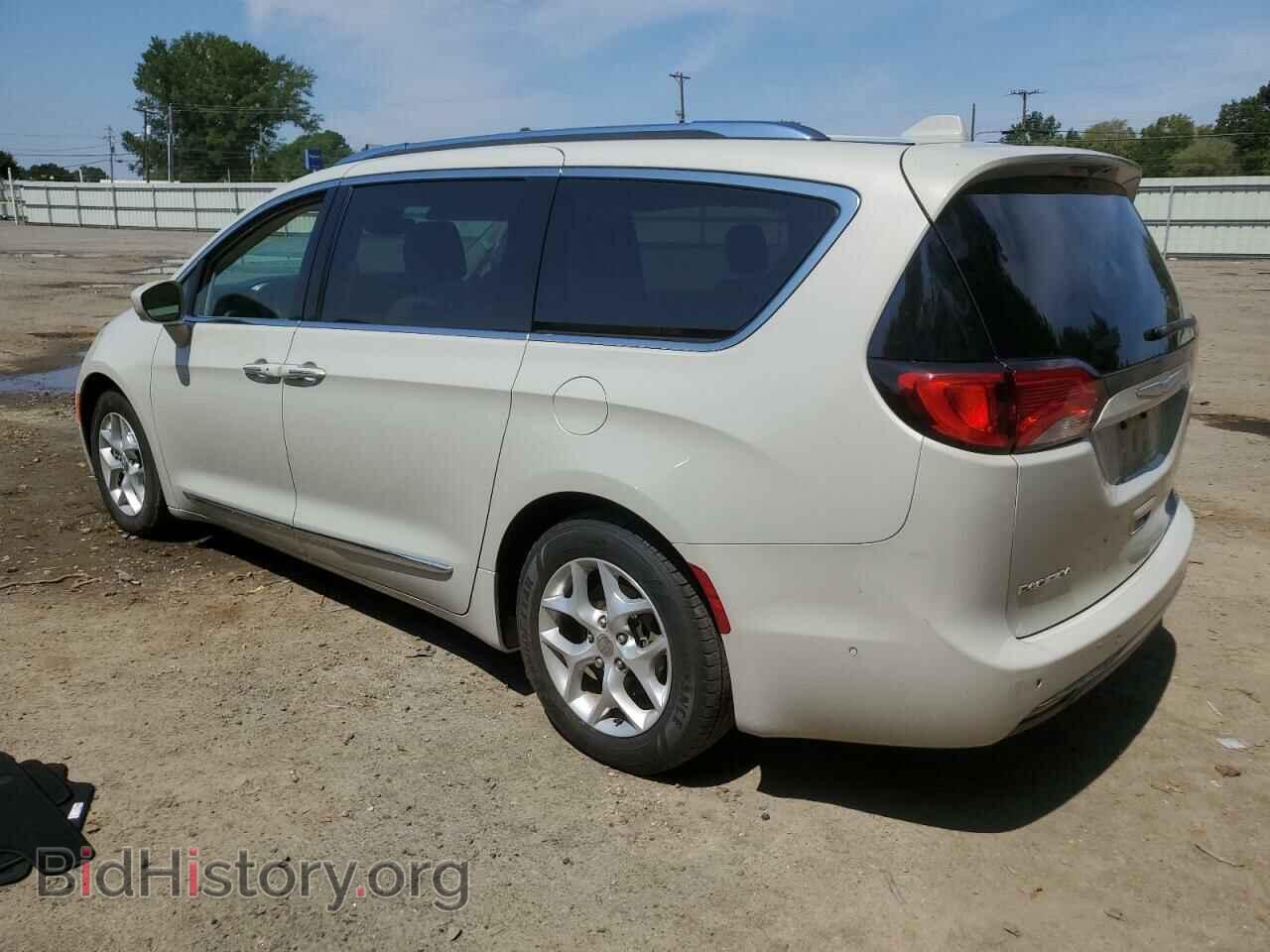 2017 CHRYSLER PACIFICA - VIN: 2C4RC1EG3HR669021 - Photo 2