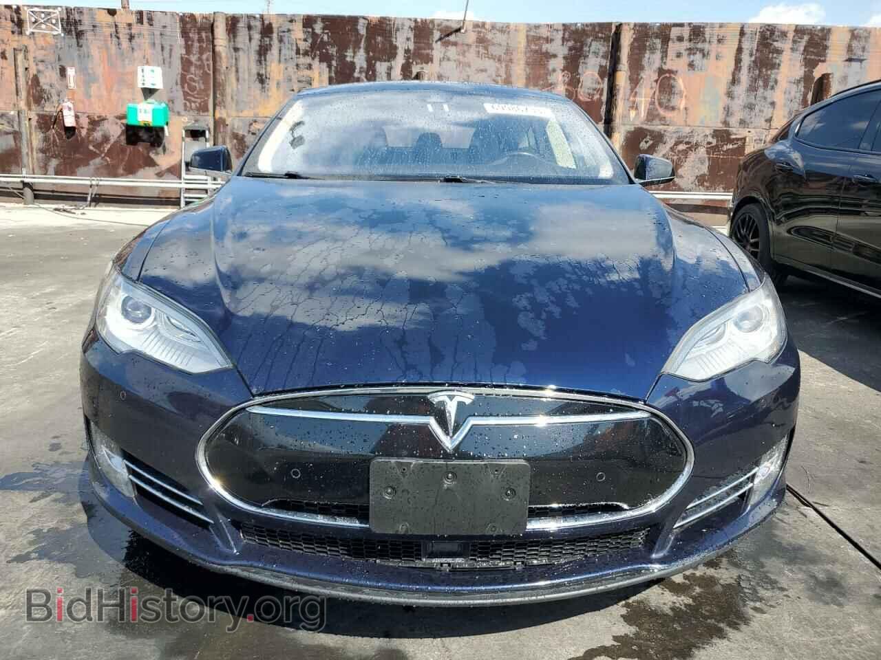 2014 TESLA MODEL S - VIN: 5YJSA1H1XEFP64049 - Фото 5