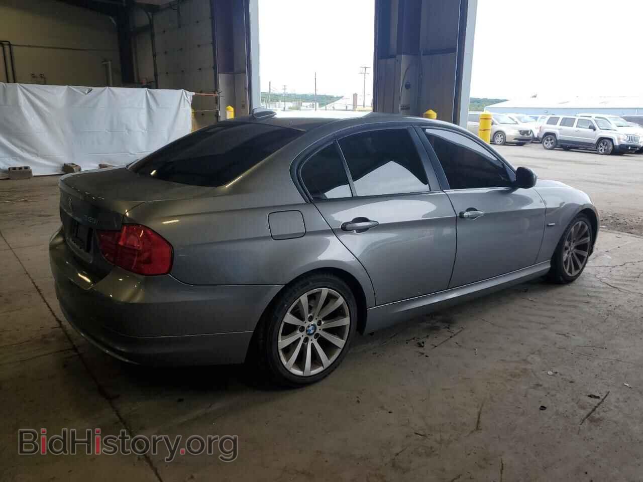 2011 BMW 3 SERIES - VIN: WBAPH7C51BE677360 - Фото 3
