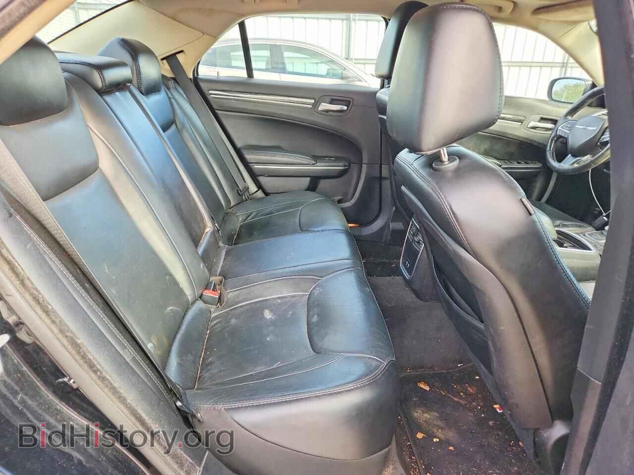 2016 CHRYSLER 300 - VIN: 2C3CCARGXGH161945 - Photo 10