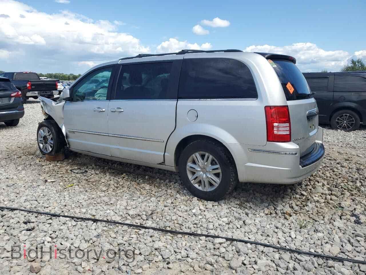 2010 CHRYSLER MINIVAN - VIN: 2A4RR5D10AR279710 - Фото 2