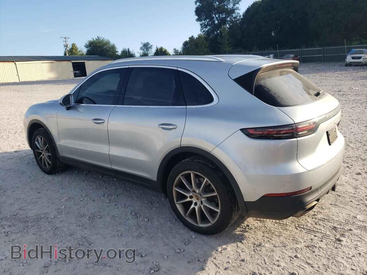 2019 PORSCHE CAYENNE - VIN: WP1AA2AY8KDA06205 - Photo 2