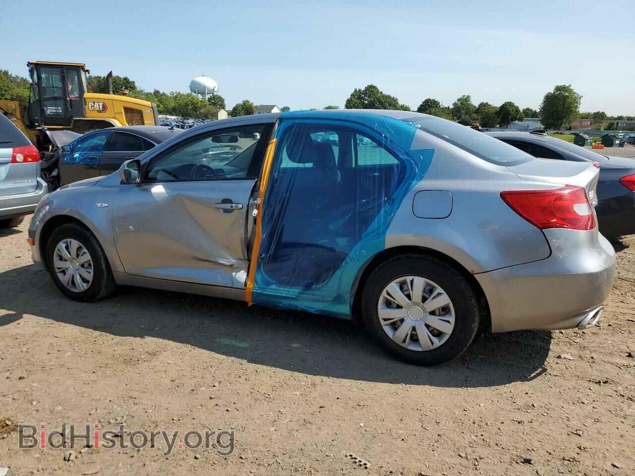 2011 SUZUKI KIZASHI - VIN: JS2RF9A1XB6110268 - Photo 2