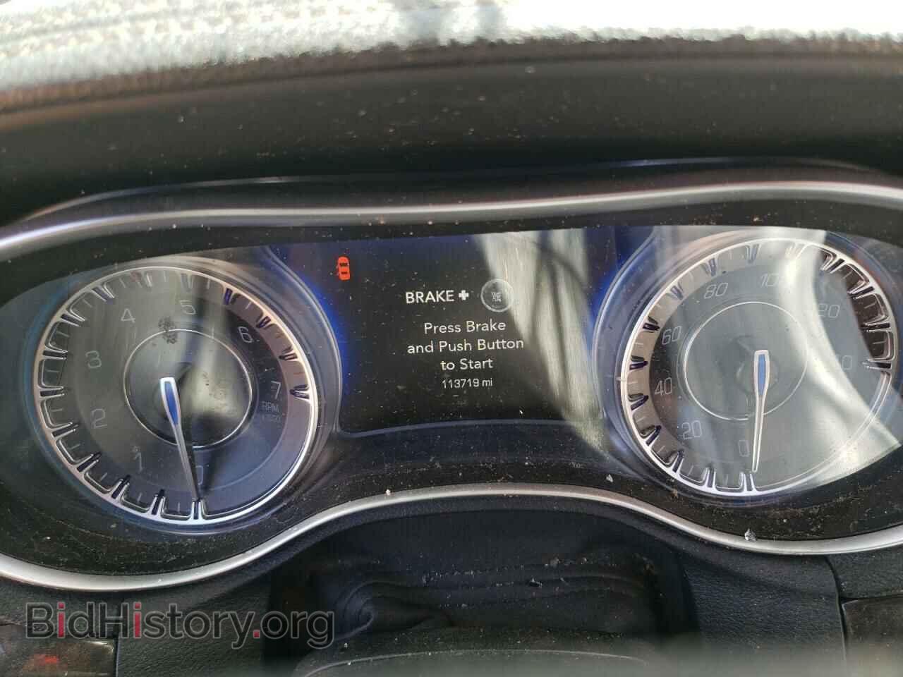 2016 CHRYSLER 300 - VIN: 2C3CCAEG4GH304572 - Фото 9