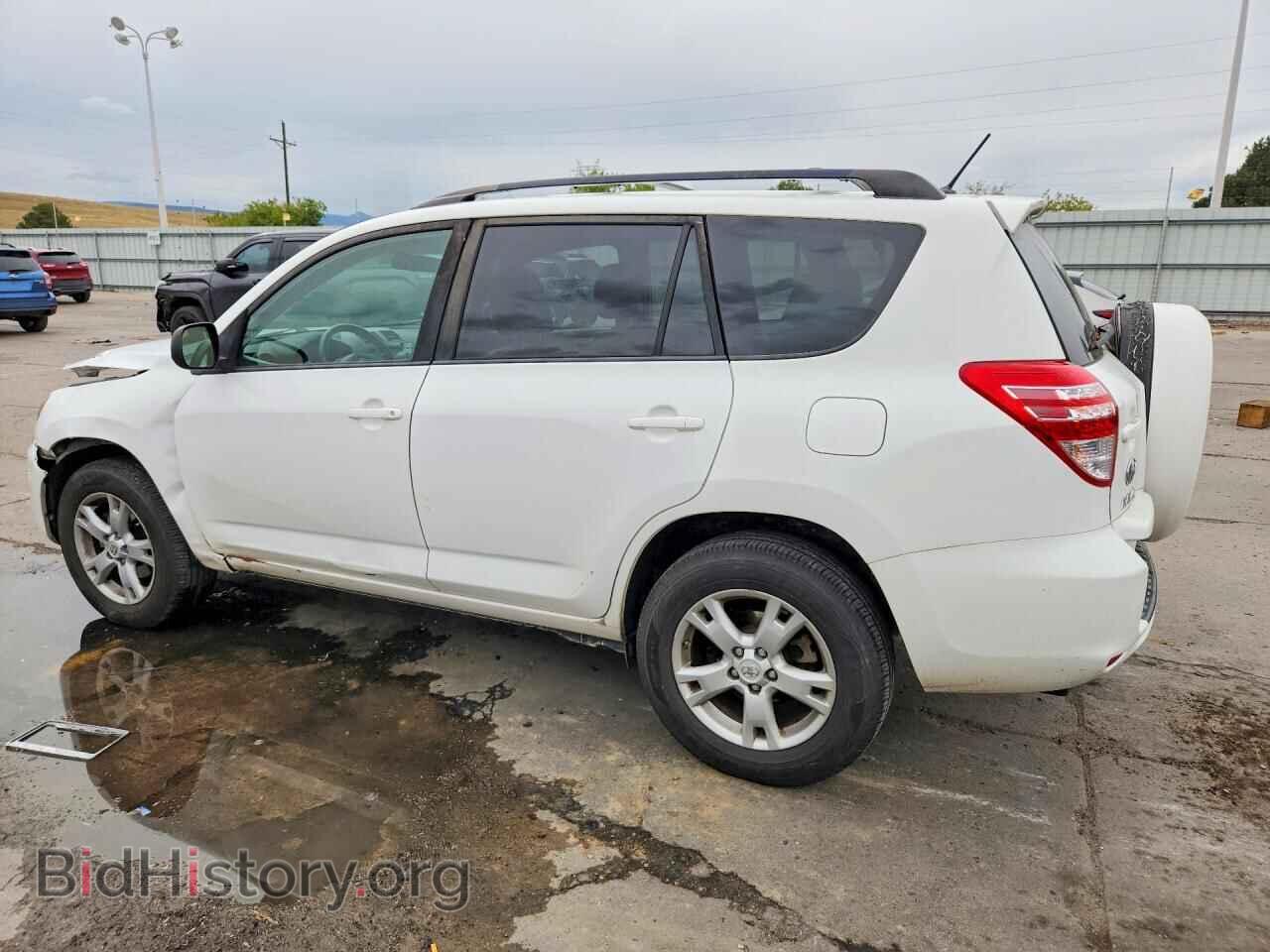 2011 TOYOTA RAV4 - VIN: 2T3BK4DV2BW057024 - Фото 2