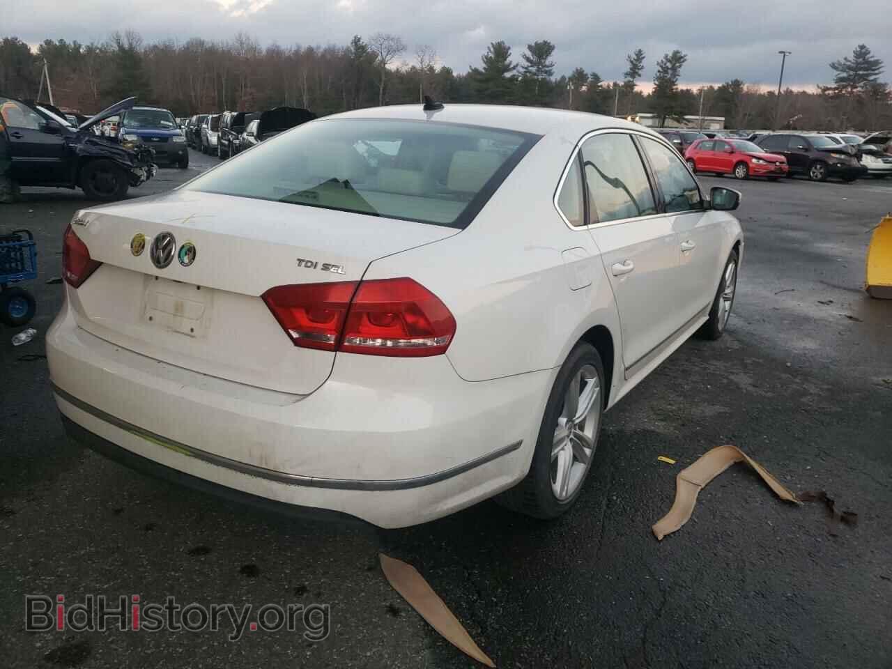 2013 VOLKSWAGEN PASSAT - VIN: 1VWCN7A32DC088566 - Фото 4