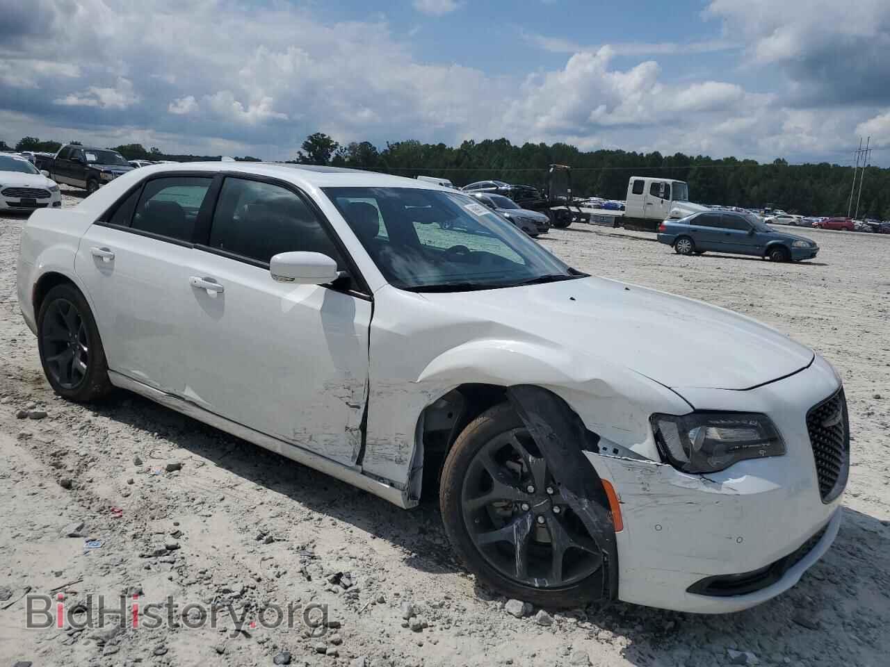 2022 CHRYSLER 300 - VIN: 2C3CCABG2NH236564 - Фото 4
