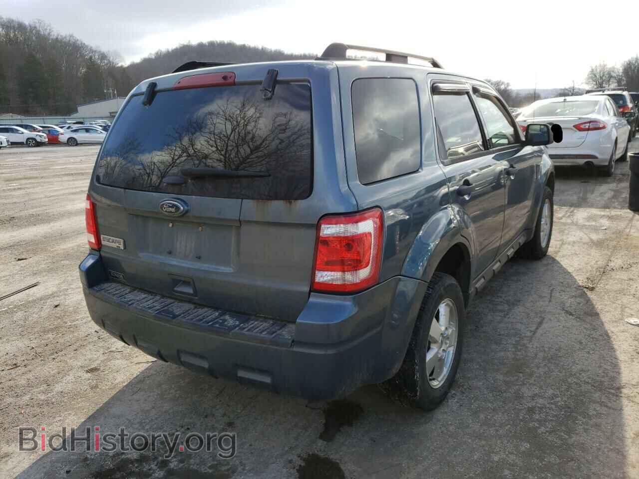 2011 FORD ESCAPE - VIN: 1FMCU9D79BKA79846 - Фото 4