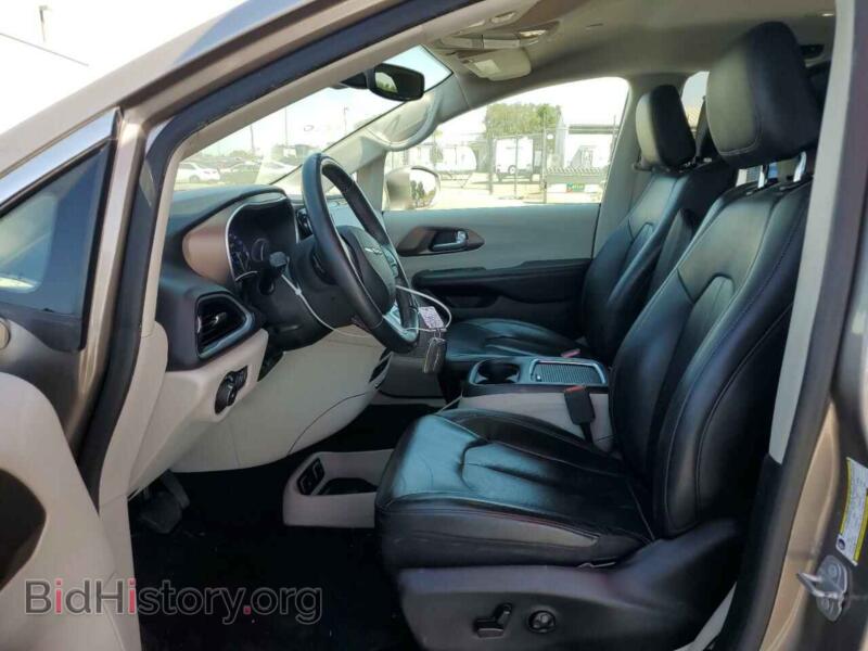 2018 Chrysler PACIFICA (VIN 2C4RC1EG3JR217947) — photo 7 of 13