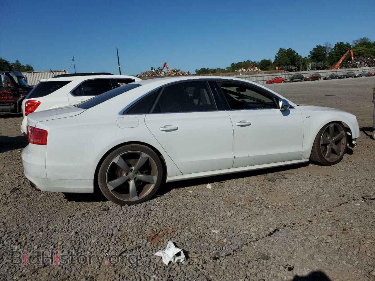 2014 AUDI S8 - VIN: WAUD2AFD6EN004797 - Фото 3