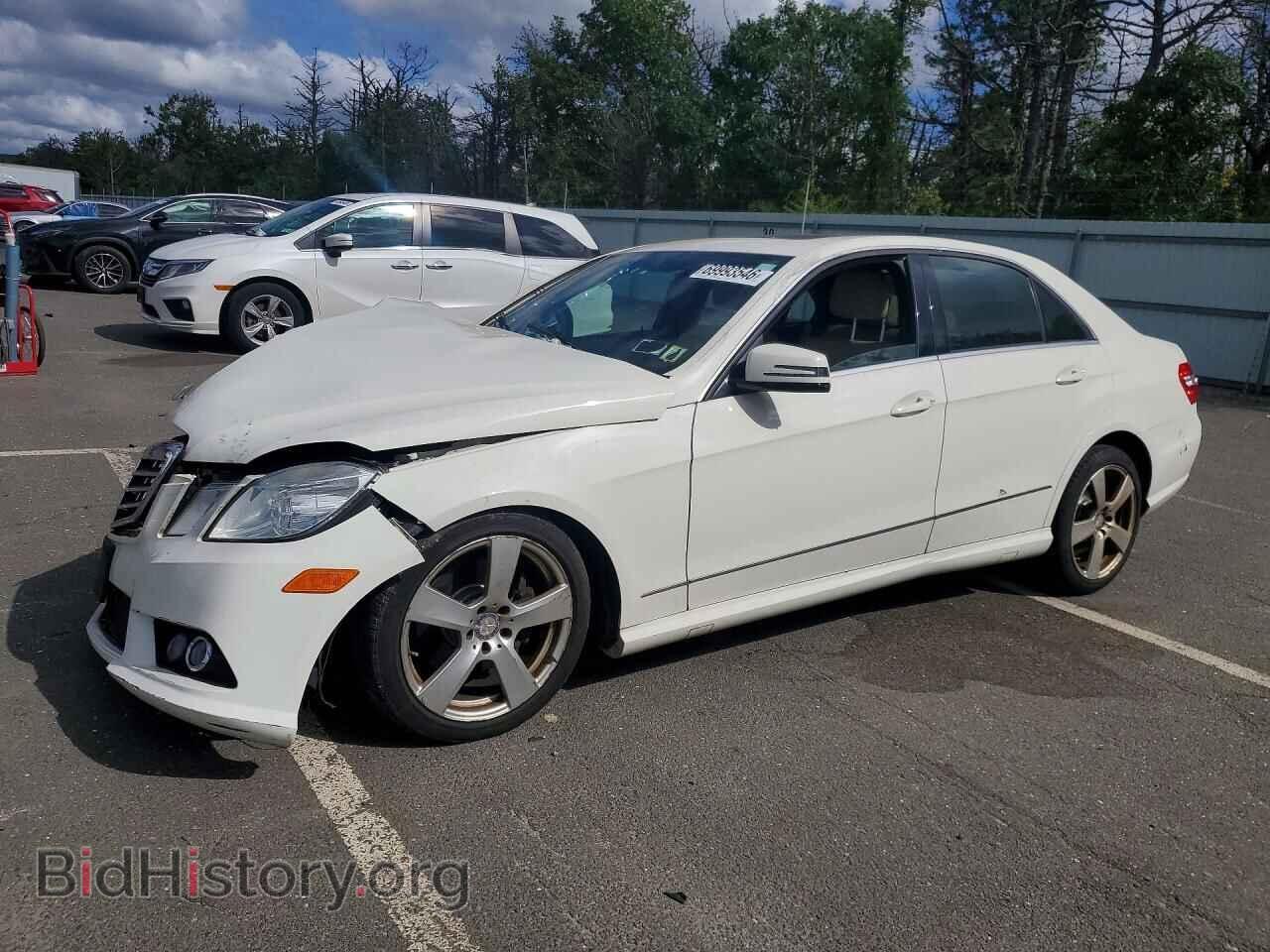 Photo WDDHF8HB4AA110170 - MERCEDES-BENZ E-CLASS 2010