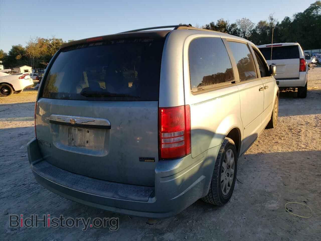 2008 CHRYSLER MINIVAN - VIN: 2A8HR44H08R820279 - Фото 4