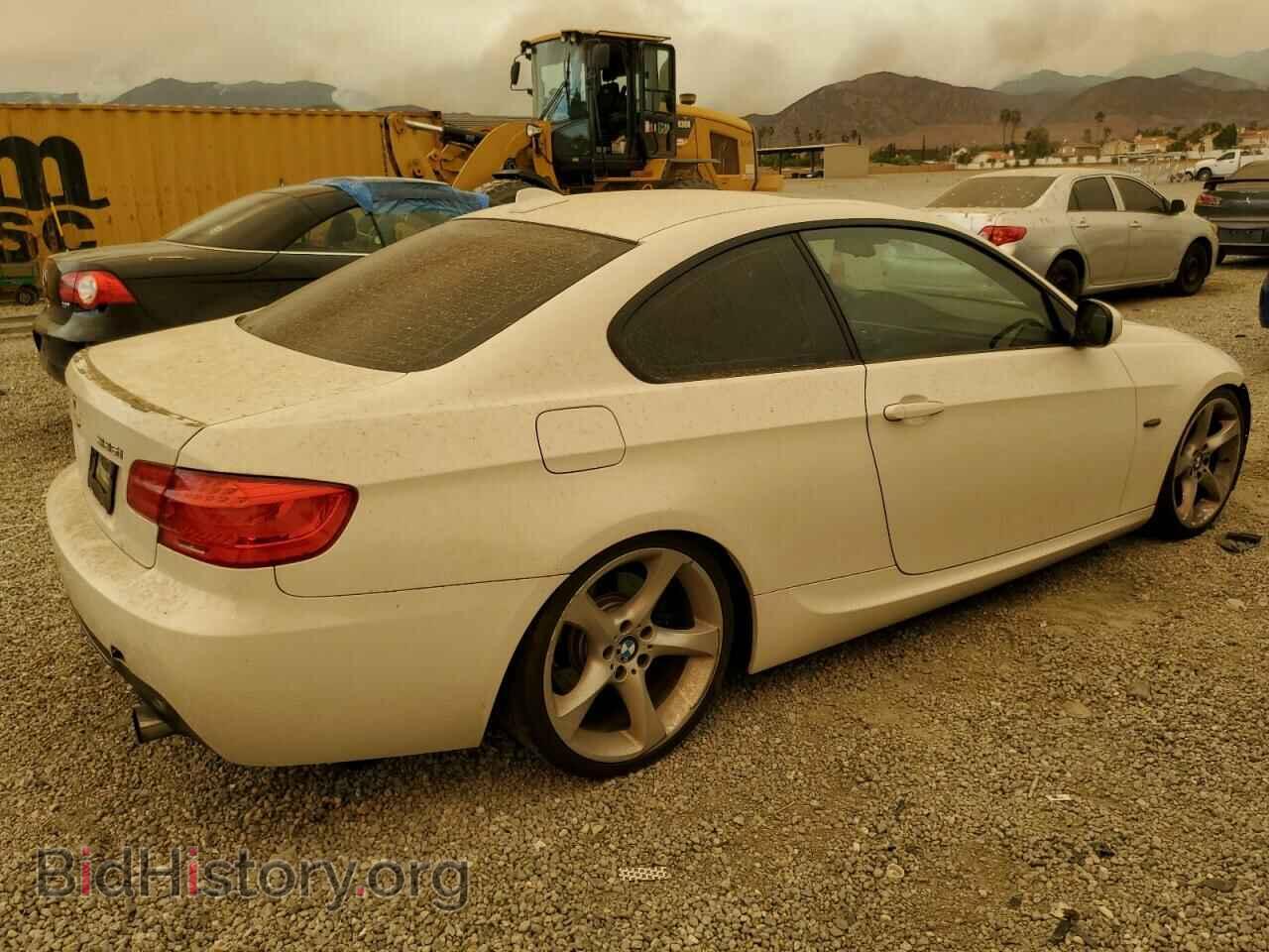2012 BMW 3 SERIES - VIN: WBAKG7C5XCE802256 - Фото 3