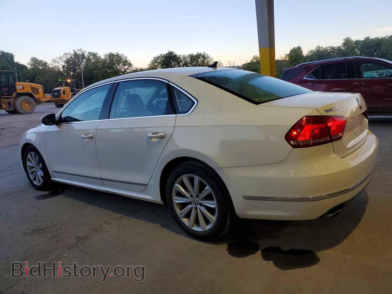 2012 VOLKSWAGEN PASSAT - VIN: 1VWCP7A32CC036296 - Фото 2