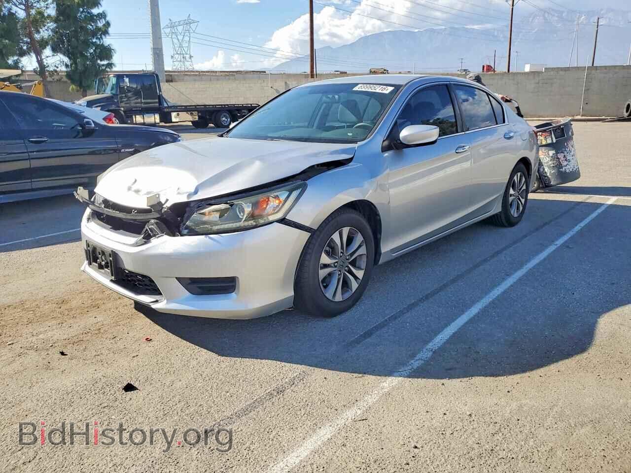 Photo 1HGCR2F33DA108971 - HONDA ACCORD 2013