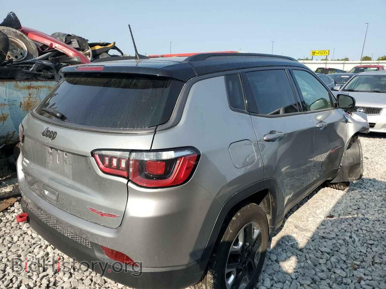 2018 JEEP COMPASS - VIN: 3C4NJDDB9JT451177 - Фото 3