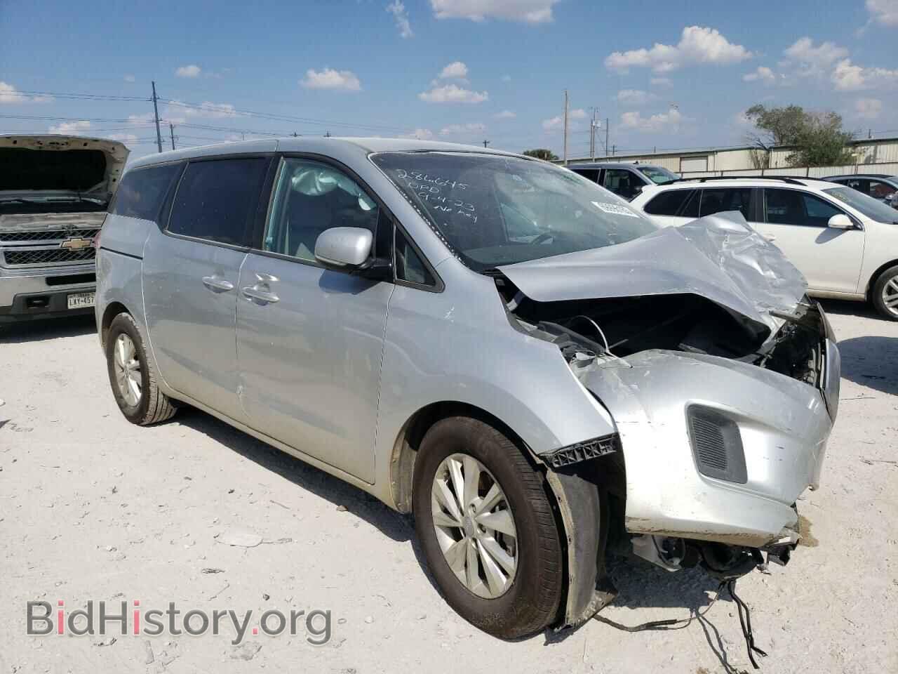 2017 KIA All Models - VIN: KNDMB5C10H6224861 - Фото 4