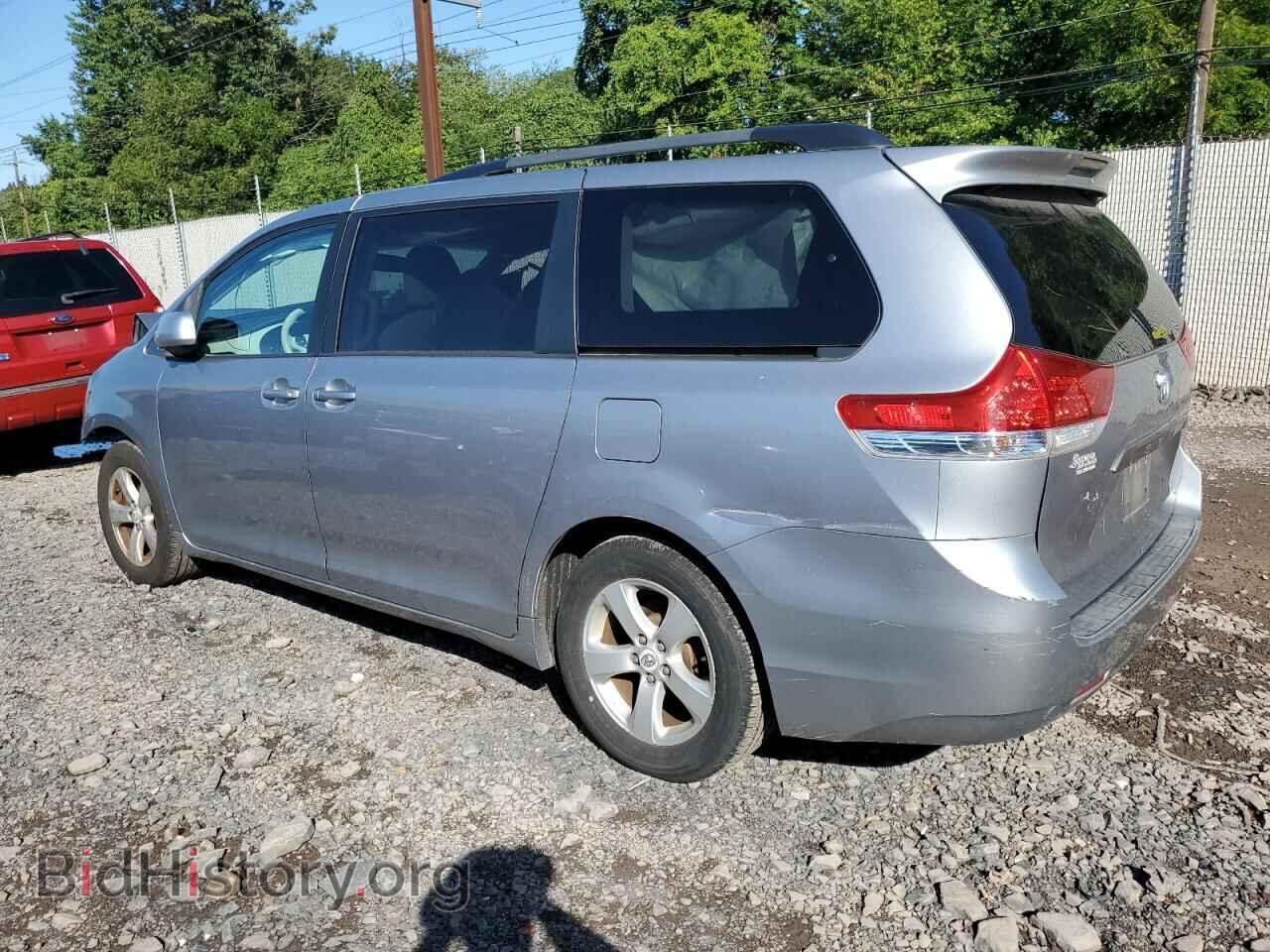 2011 TOYOTA All Models - VIN: 5TDKK3DC3BS030764 - Фото 2