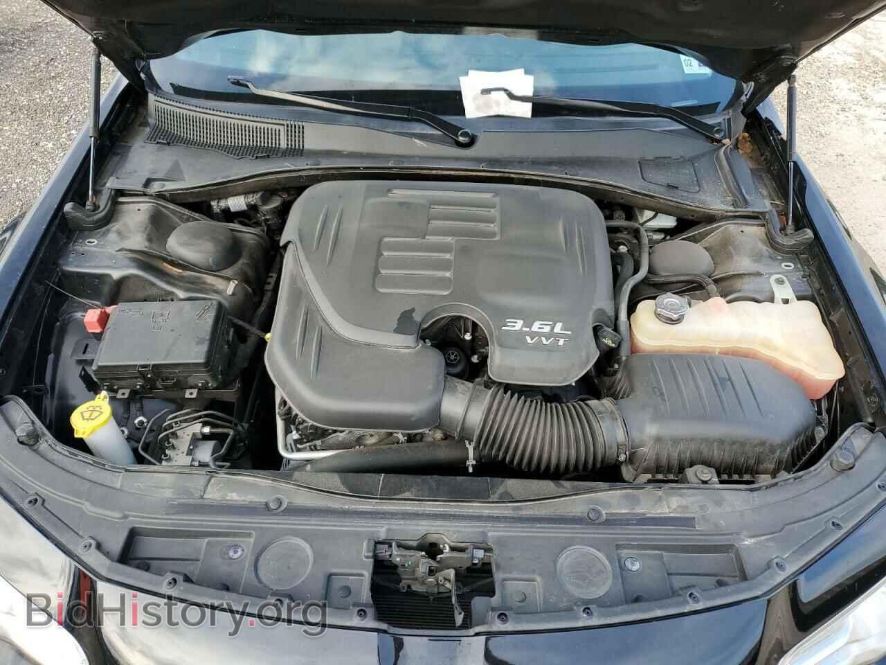 2017 CHRYSLER 300 - VIN: 2C3CCAAG2HH552455 - Фото 11