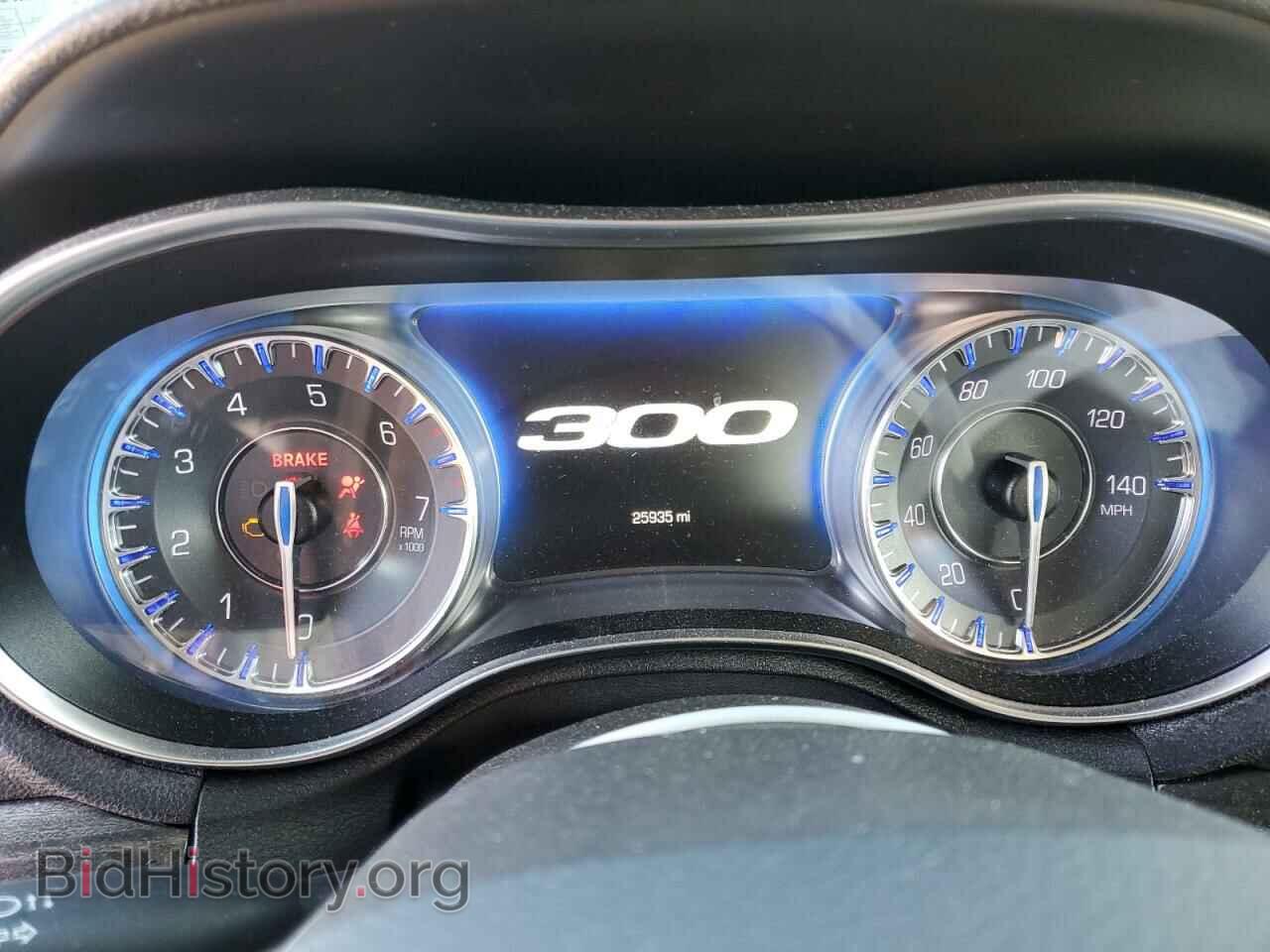2017 CHRYSLER 300 - VIN: 2C3CCAAG2HH552455 - Фото 9