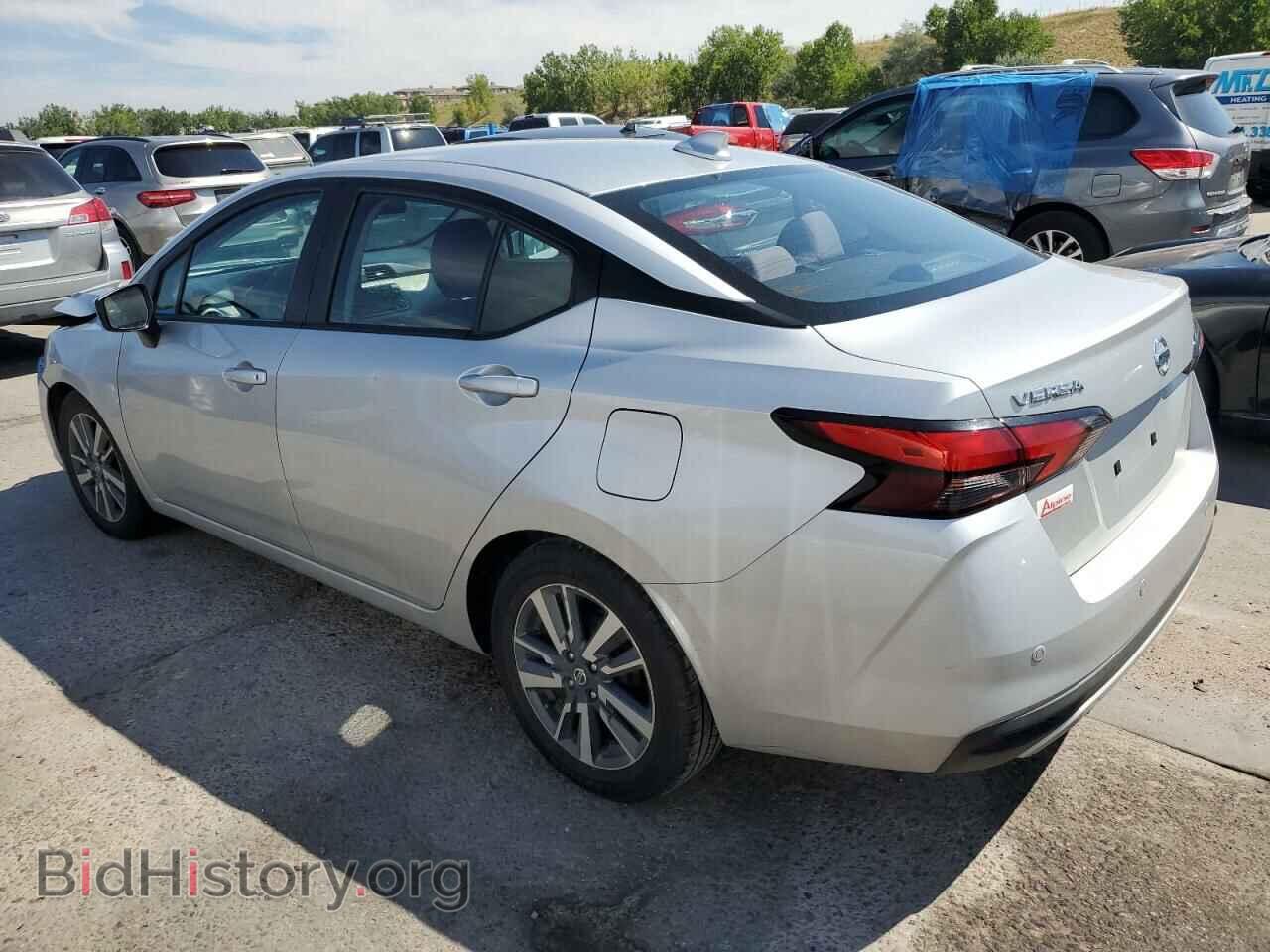 2021 NISSAN VERSA - VIN: 3N1CN8EV2ML858793 - Фото 2