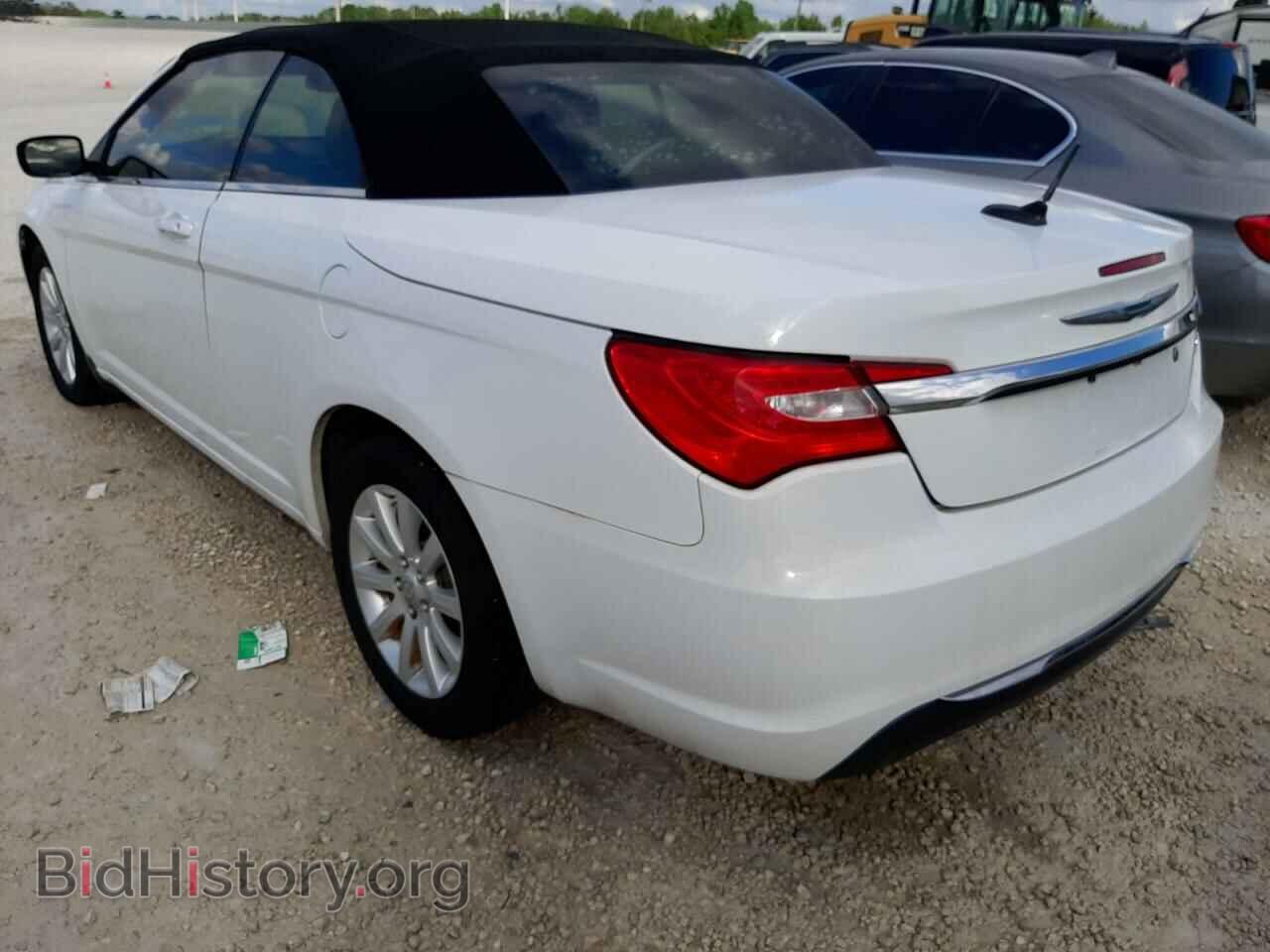 2012 CHRYSLER 200 - VIN: 1C3BCBEB7CN126521 - Photo 2