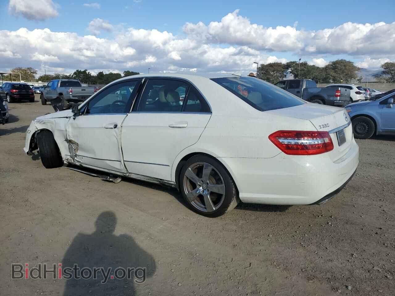 2010 MERCEDES-BENZ E-CLASS - VIN: WDDHF5GB0AA189028 - Фото 2