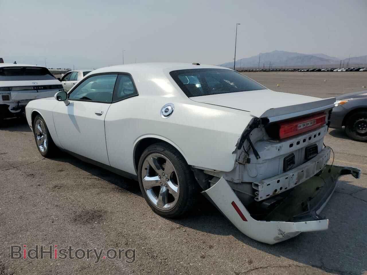 2014 DODGE CHALLENGER - VIN: 2C3CDYAG3EH294643 - Фото 2
