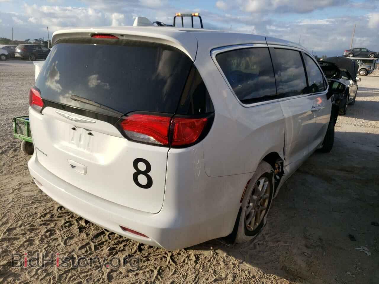 2017 CHRYSLER PACIFICA - VIN: 2C4RC1DG3HR609063 - Фото 3